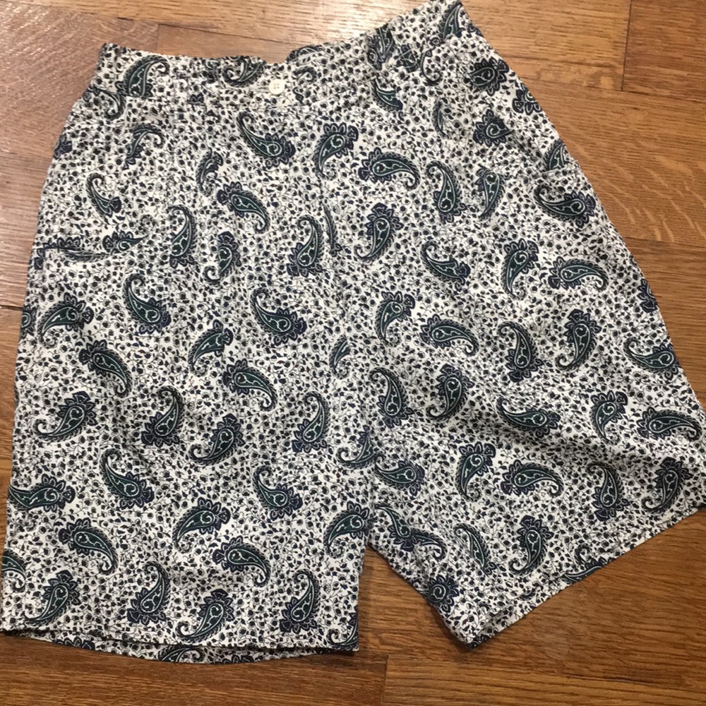 Vintage Izod Club Paisley Shorts women’s size 6